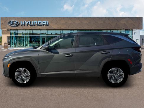 New 2026 Hyundai Tucson Blue SE AWD/4WD image 3