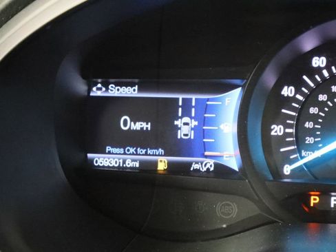 Used 2022 Ford Edge Titanium image 38