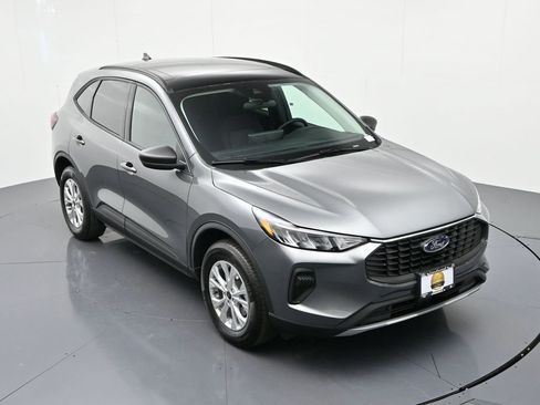 New 2026 Ford Escape Active w/ Active Premium Tech Pack image 17