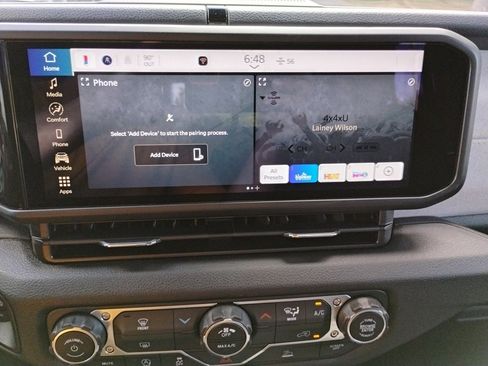 New 2025 Jeep Gladiator Sport image 24