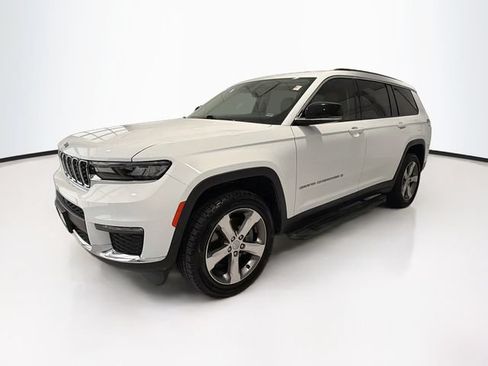 Used 2022 Jeep Grand Cherokee L Limited AWD/4WD image 3