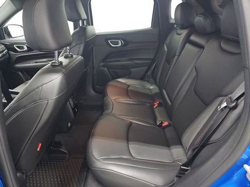 Used 2026 Jeep Compass Trailhawk AWD/4WD image 22