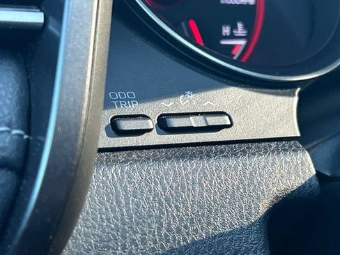 Used 2022 Toyota Camry XSE FWD image 55