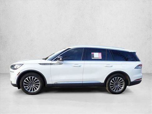 Used 2020 Lincoln Aviator Reserve w/ Equipment Group 201A AWD/4WD image 2