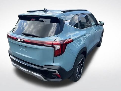 Used 2025 Kia Seltos EX w/ EX Sunroof Package FWD image 23