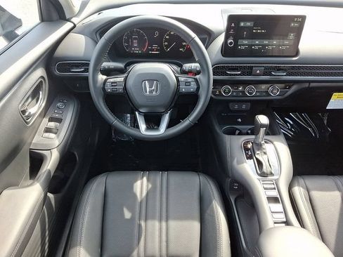 Certified 2026 Honda HR-V EX-L image 11