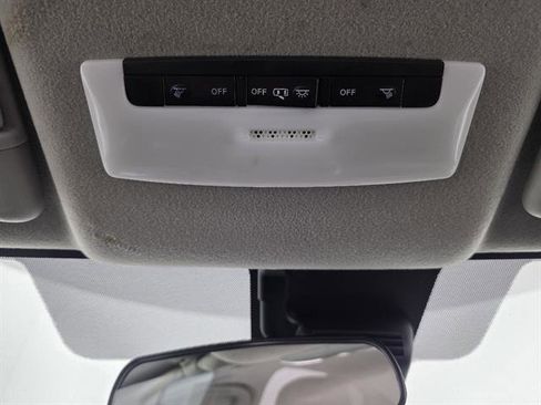 Used 2024 Nissan Versa S image 32