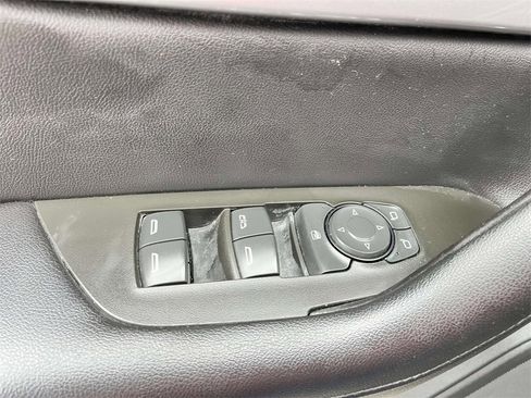 Used 2022 Chevrolet Blazer LT image 12