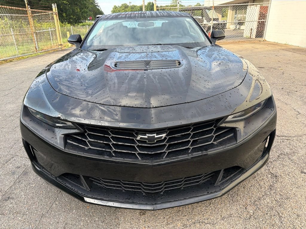 Used 2022 Chevrolet Camaro LT w/ Technology Package RWD image 7