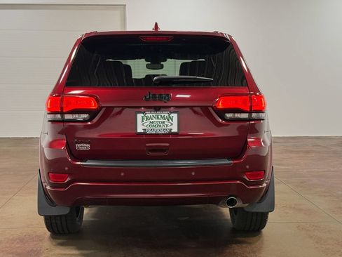 Used 2022 Jeep Grand Cherokee Laredo X AWD/4WD image 25