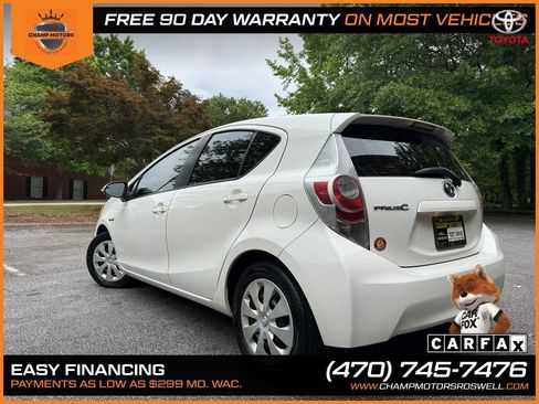Used 2013 Toyota Prius C One FWD image 10