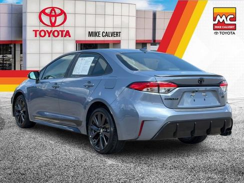 Certified 2023 Toyota Corolla SE FWD image 3