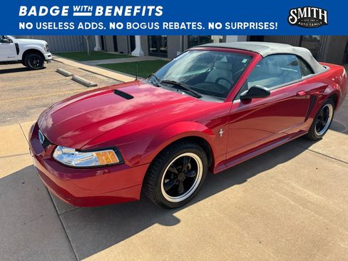 Used 2001 Ford Mustang Convertible RWD image 10