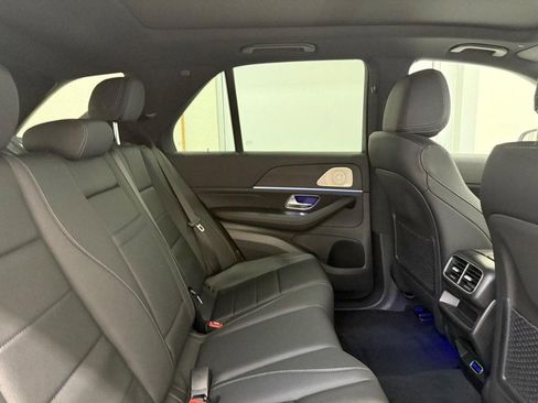 New 2026 Mercedes-Benz GLE 450 4MATIC image 4