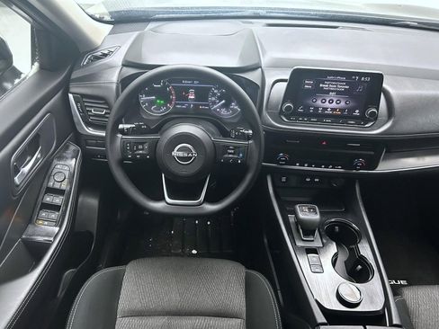 Certified 2024 Nissan Rogue SV image 14