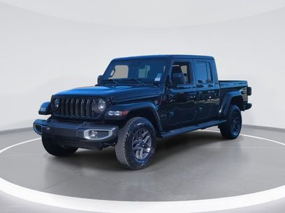 Used 2024 Jeep Gladiator Sport