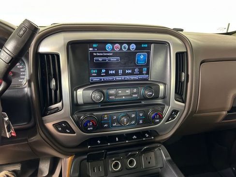 Used 2018 GMC Sierra 1500 SLT w/ Texas SLT Premium Package AWD/4WD image 18