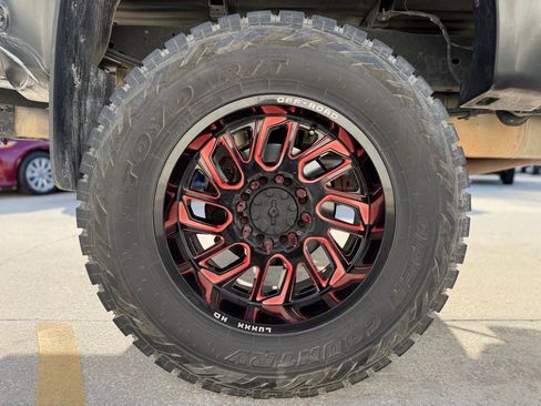 Used 2016 Ford F250 Lariat w/ Lariat Ultimate Package image 11