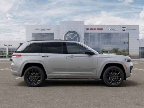 New 2026 Jeep Grand Cherokee Limited AWD/4WD image 47