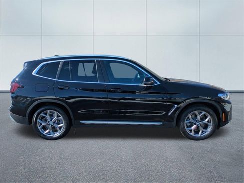 Used 2024 BMW X3 xDrive30i w/ Premium Essential Package image 2