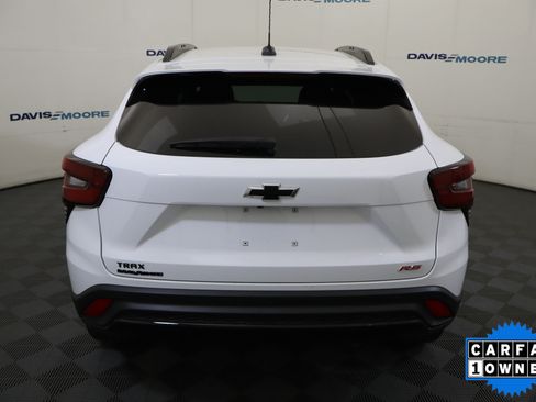 Used 2025 Chevrolet Trax RS w/ Driver Confidence Package FWD image 8
