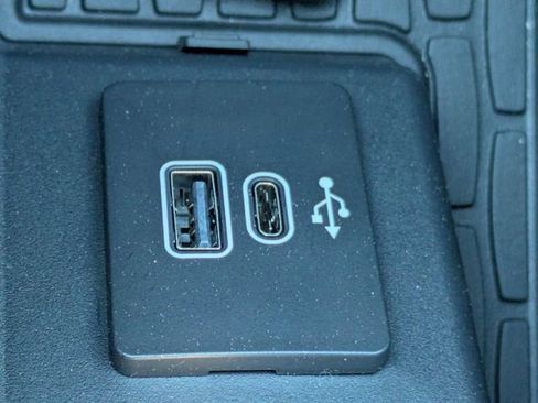 New 2026 Lincoln Aviator AWD image 22