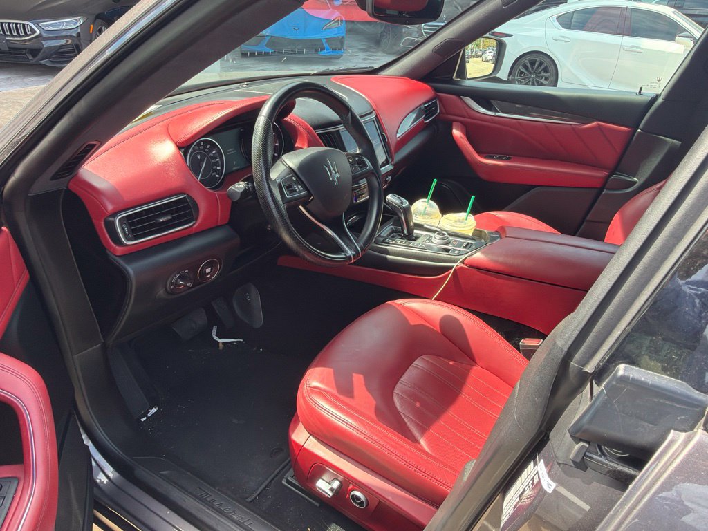 Used 2022 Maserati Levante Modena AWD/4WD image 2