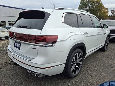 New 2026 Volkswagen Atlas SEL Premium R-Line image 4