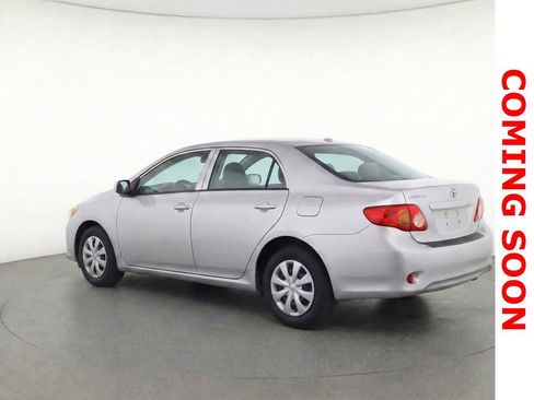 Used 2010 Toyota Corolla LE image 4