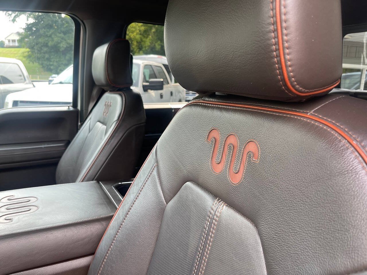 Used 2016 Ford F150 King Ranch w/ Equipment Group 601A Luxury AWD/4WD image 20