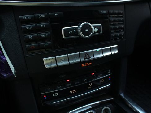 Used 2014 Mercedes-Benz E 350 Sedan image 34