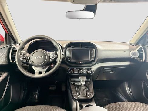 Used 2022 Kia Soul LX w/ Technology Package FWD image 21