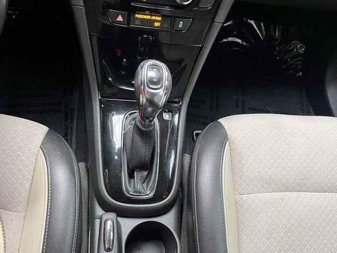 Used 2018 Buick Encore Preferred FWD image 18