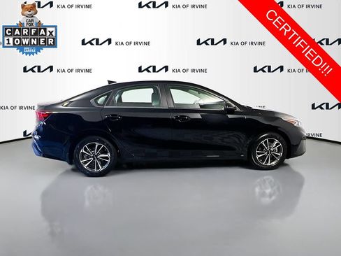 Certified 2023 Kia Forte LXS w/ LXS Technology Package FWD image 9