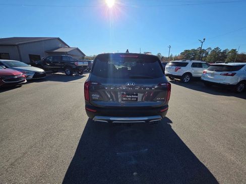 Used 2021 Kia Telluride EX w/ Towing Package image 3