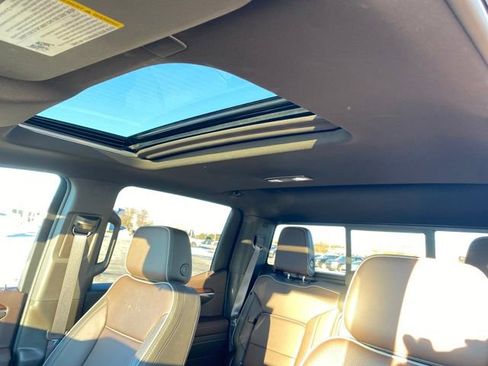 Certified 2025 GMC Sierra 1500 Denali w/ Denali Reserve Package image 16