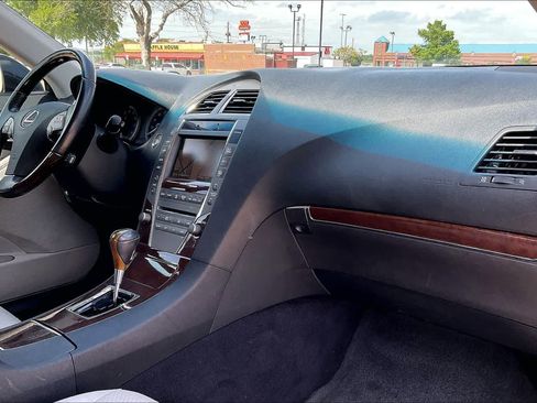 Used 2011 Lexus ES 350 FWD image 21