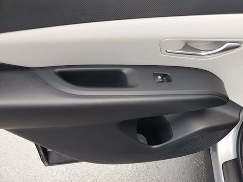 Certified 2024 Hyundai Tucson SEL AWD/4WD image 16