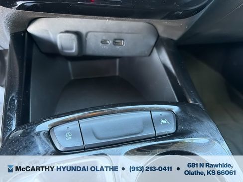 Used 2024 Chevrolet Trax LT w/ Driver Confidence Package FWD image 27