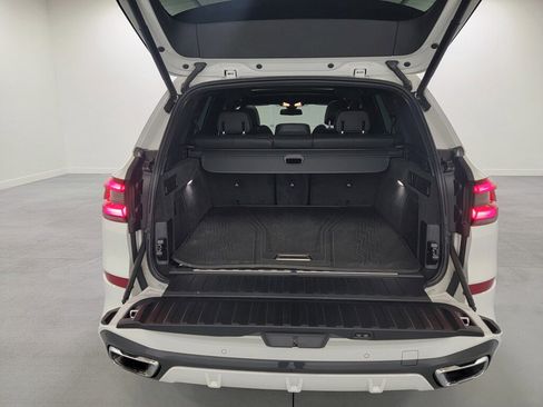 Used 2022 BMW X5 xDrive45e w/ M Sport Package image 36