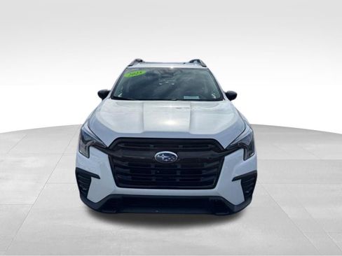 Used 2025 Subaru Ascent Onyx Edition w/ Onyx Package image 8