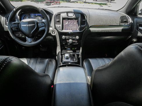 Used 2023 Chrysler 300 S RWD image 29