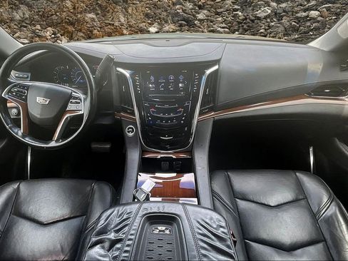 Used 2017 Cadillac Escalade Premium Luxury w/ LPO, Radiant Package image 14