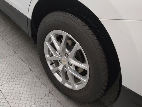 Used 2022 Chevrolet Equinox LT FWD image 31