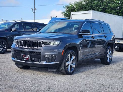 Used 2021 Jeep Grand Cherokee L Limited AWD/4WD image 3