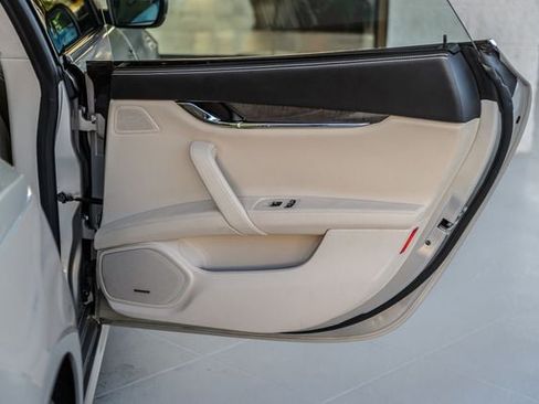 Used 2018 Maserati Quattroporte S GranLusso RWD image 56