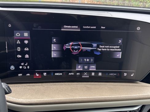 Used 2025 Audi Q5 Premium Plus w/ Premium Plus image 29