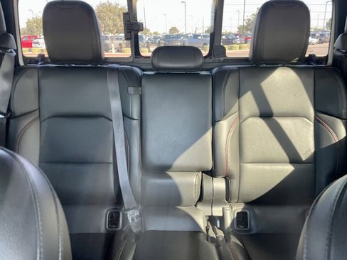 Used 2021 Jeep Gladiator Rubicon AWD/4WD image 20