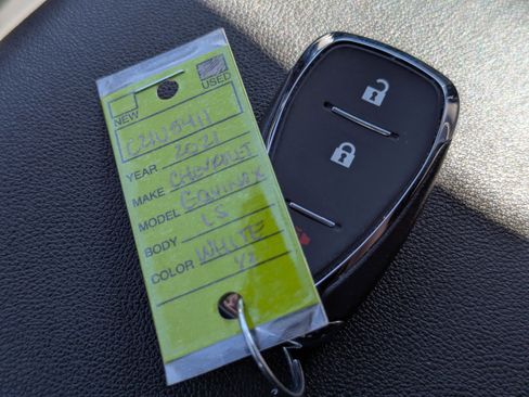 Certified 2021 Chevrolet Equinox LS w/ LS Convenience Package image 19