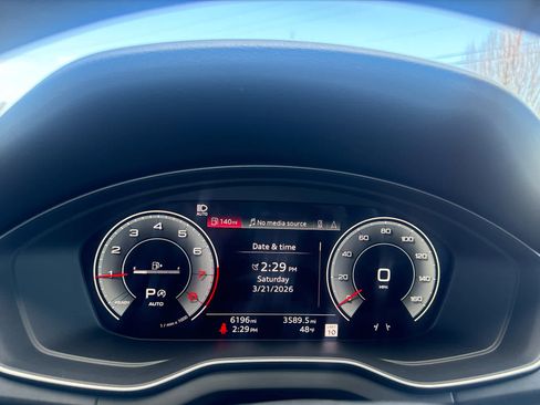 Used 2025 Audi Q5 2.0T Premium Plus w/ Premium Plus Package image 12